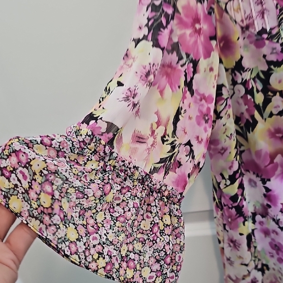 Kim Rogers Floral Blouse - Pink, Black, and Yellow - Picture 5 of 7